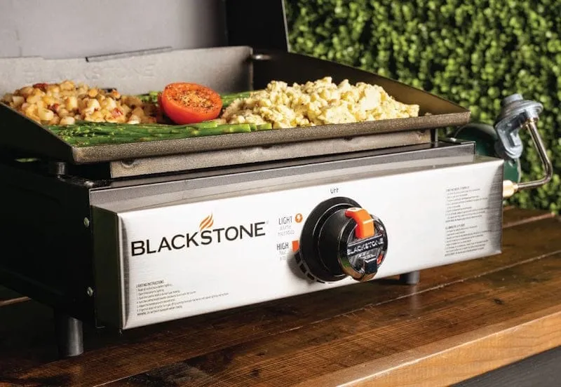 Blackstone  17" Griddle with  Hood