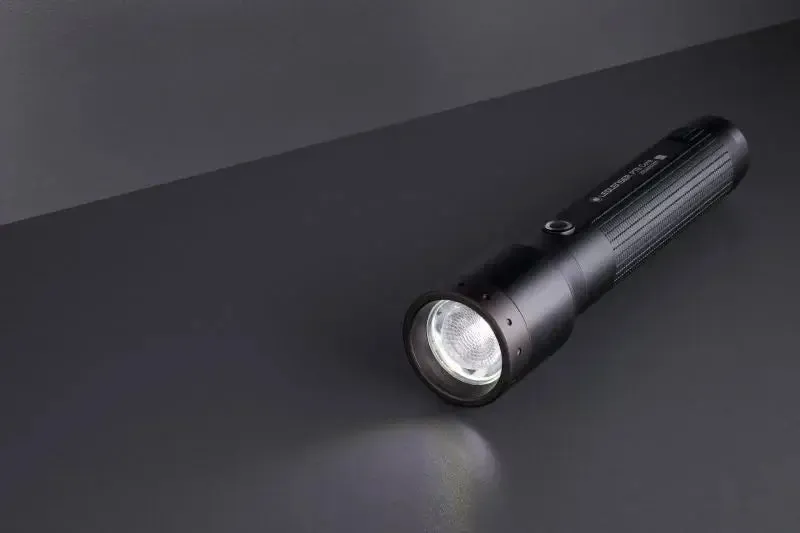 P7R Core Flashlight
